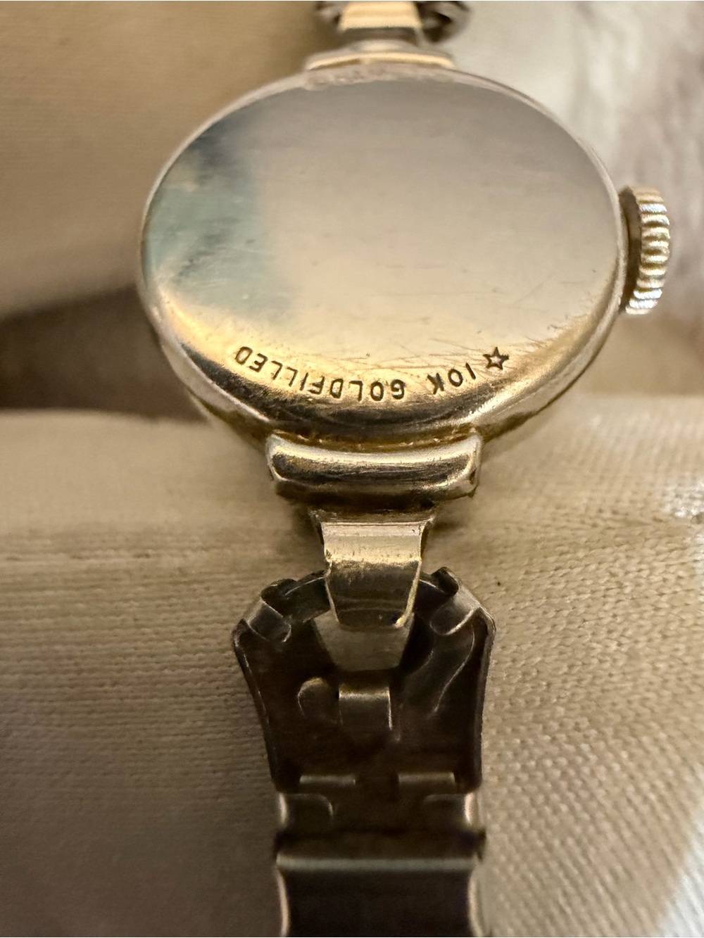 Vintage Hamilton Ladies Mechanical Watch – 10K Gold Filled Round Art Deco Case - Picture 10 of 13